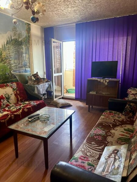 Apartament 3 camere Rahova-Teius